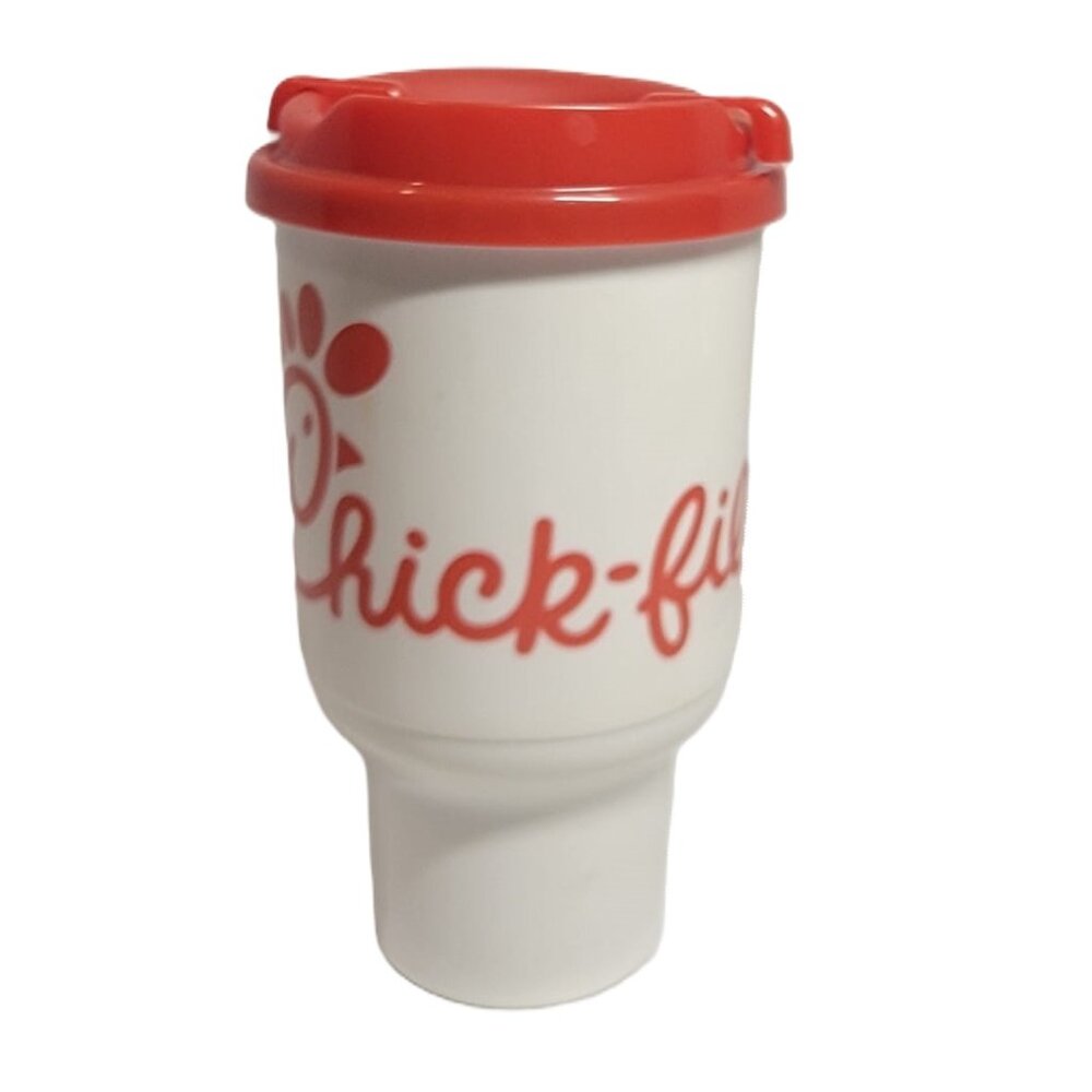 Chick-fil-a Advertising Plastic Travel Mug Cup Tumbler 20 Oz Red White NEW